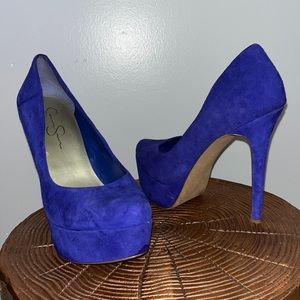 Jessica Simpson Waleo